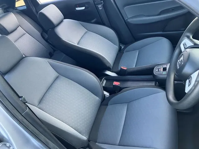 ホンダ フィット e:HEV 4WD