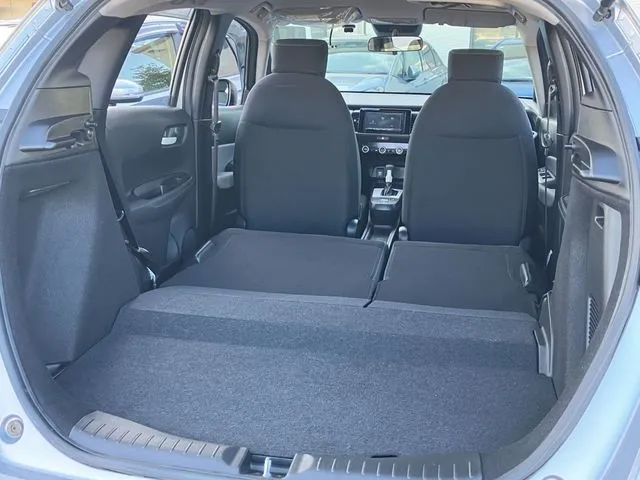 ホンダ フィット e:HEV 4WD