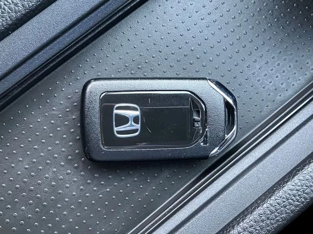 ホンダ フィット e:HEV 4WD