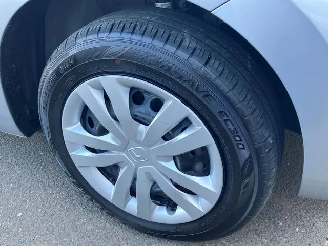 ホンダ フィット e:HEV 4WD