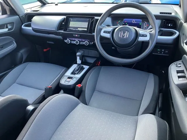 ホンダ フィット e:HEV 4WD