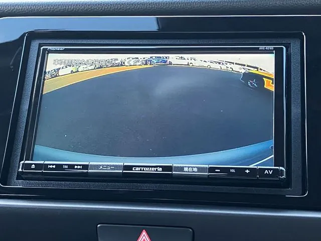 ホンダ フィット e:HEV 4WD