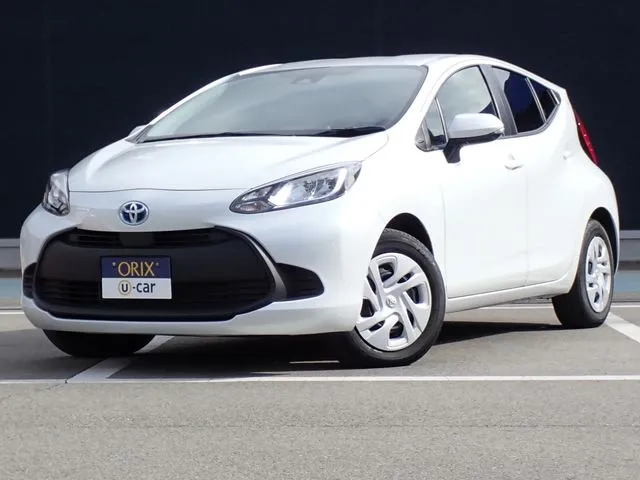 アクア(トヨタ)の車両写真