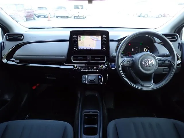 アクア(トヨタ)の車両写真