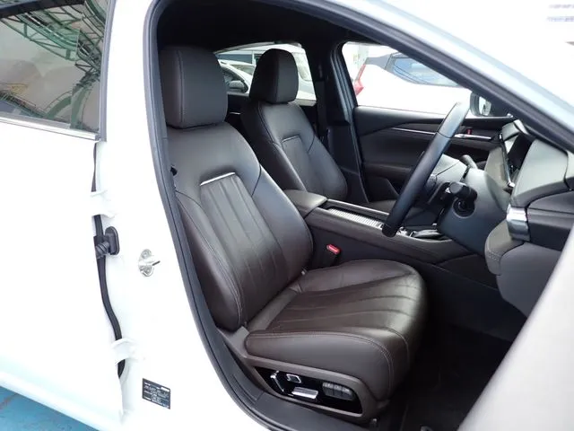 マツダ MAZDA6 セダン