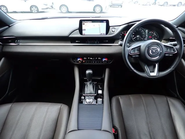 マツダ MAZDA6 セダン