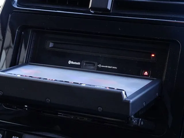 トヨタ プリウス