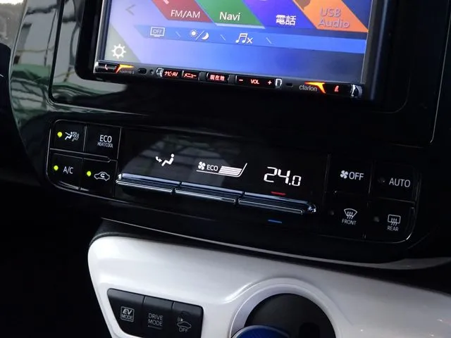 トヨタ プリウス