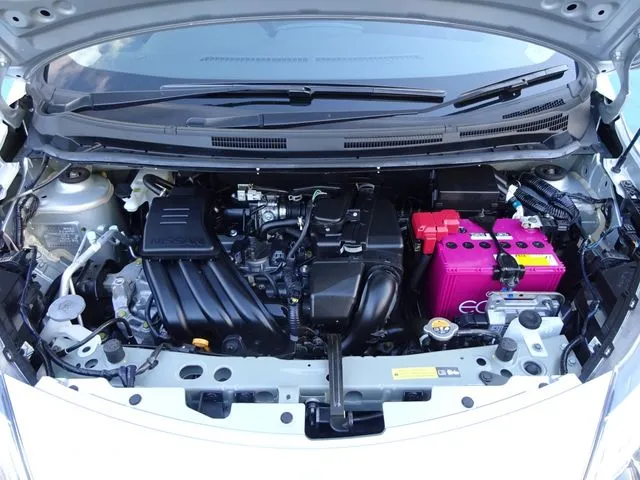 ノート(ニッサン)の車両写真