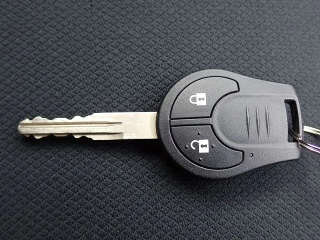 ニッサン　ノート