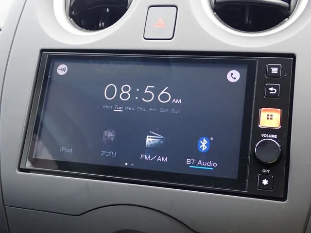 ニッサン　ノート