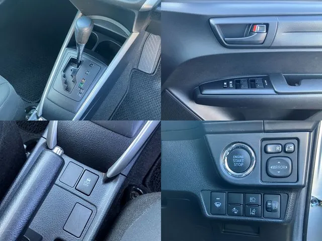 トヨタ　カローラフィールダー　４ＷＤ