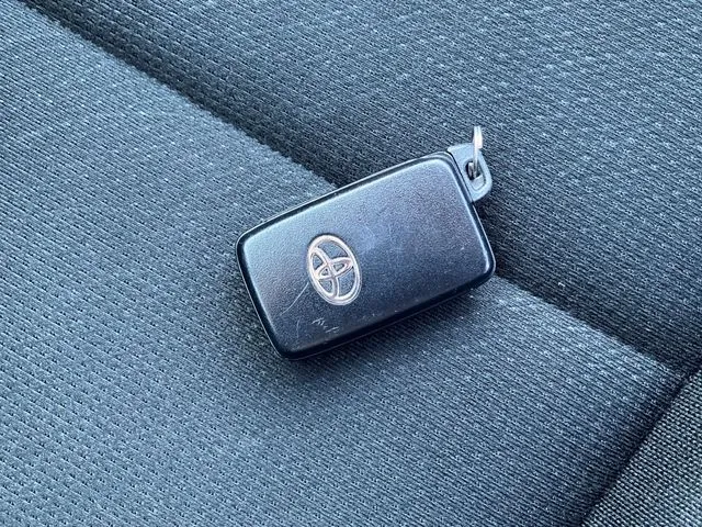 トヨタ　カローラフィールダー　４ＷＤ