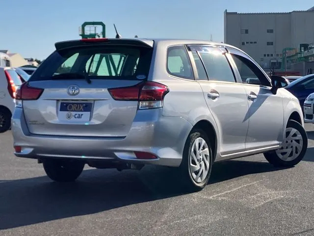 トヨタ　カローラフィールダー　４ＷＤ