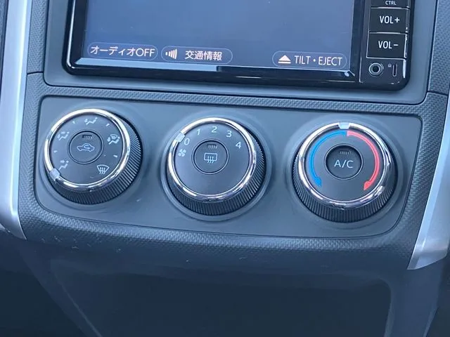 トヨタ　カローラフィールダー　４ＷＤ