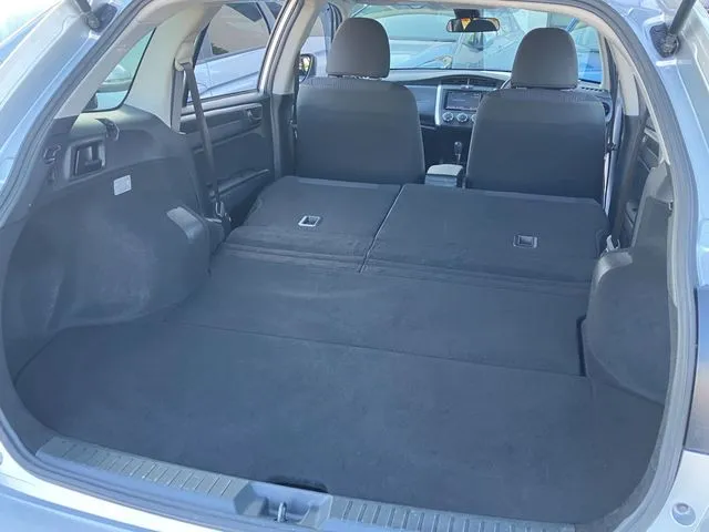 トヨタ　カローラフィールダー　４ＷＤ