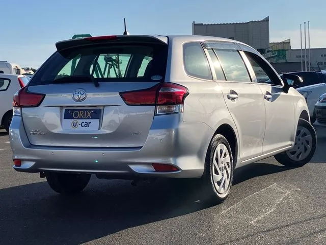 トヨタ　カローラフィールダー　４ＷＤ