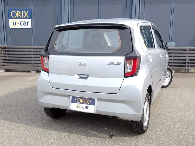 ダイハツ　ミラ　イース