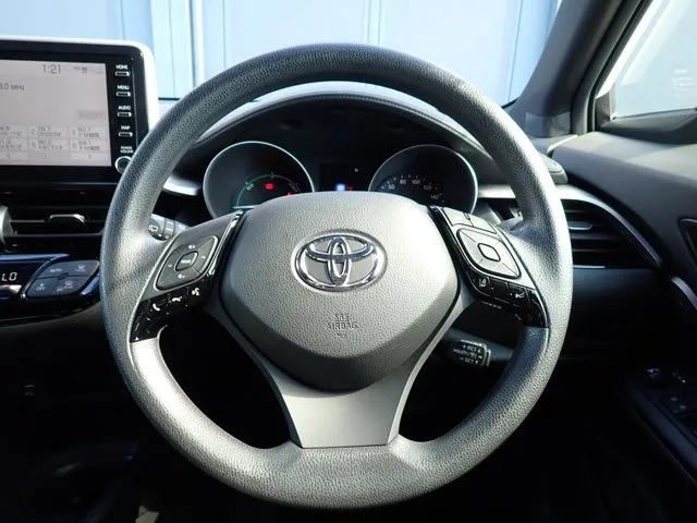 トヨタ　Ｃ－ＨＲ