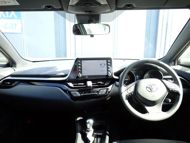 トヨタ　Ｃ－ＨＲ