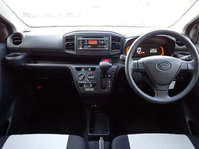 ダイハツ ミラ イース