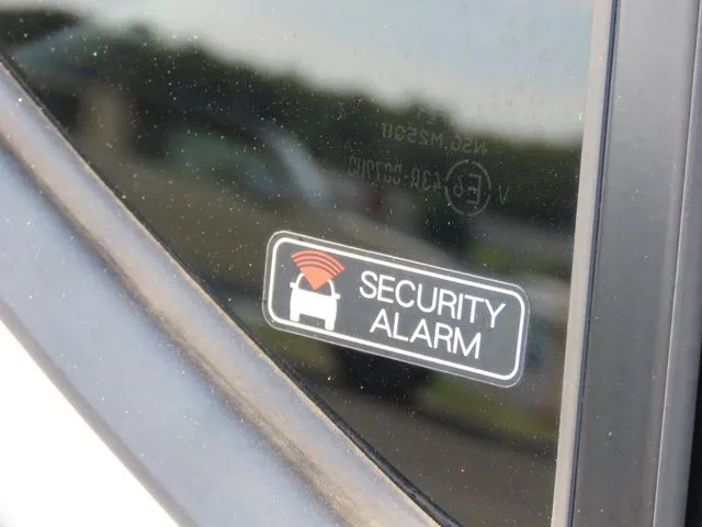 ダイハツ　ミラ　イース