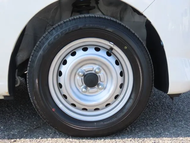 ダイハツ　ミラ　イース