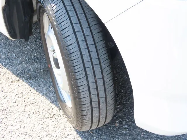 ダイハツ　ミラ　イース