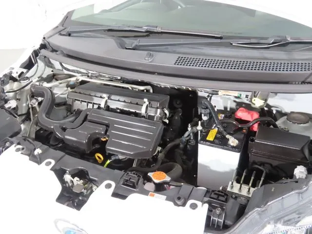 ダイハツ　ミラ　イース