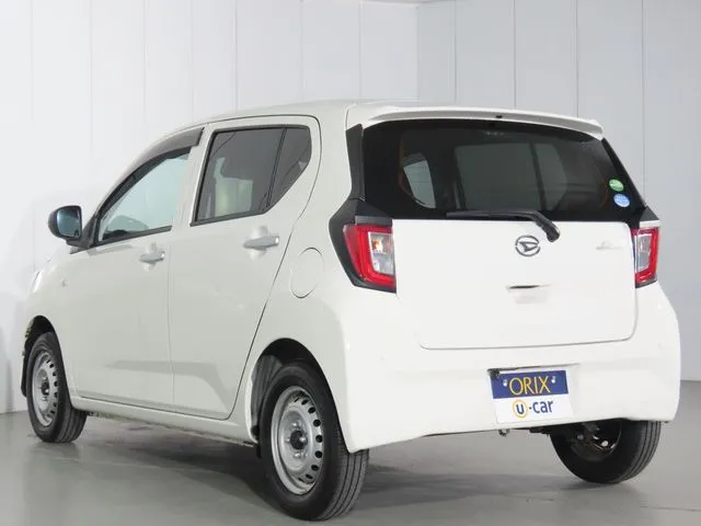 ダイハツ　ミラ　イース