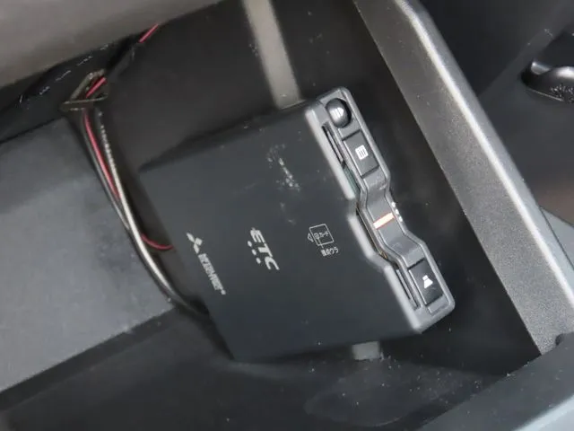 ダイハツ　ミラ　イース