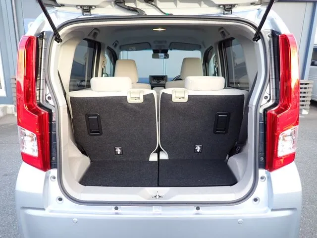 ムーヴ(ダイハツ)の車両写真