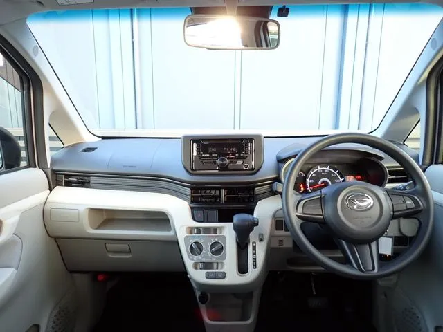 ムーヴ(ダイハツ)の車両写真