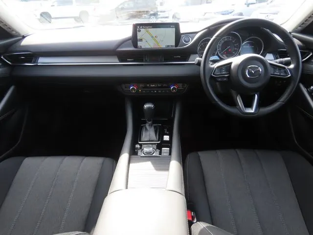 マツダ MAZDA6 セダン