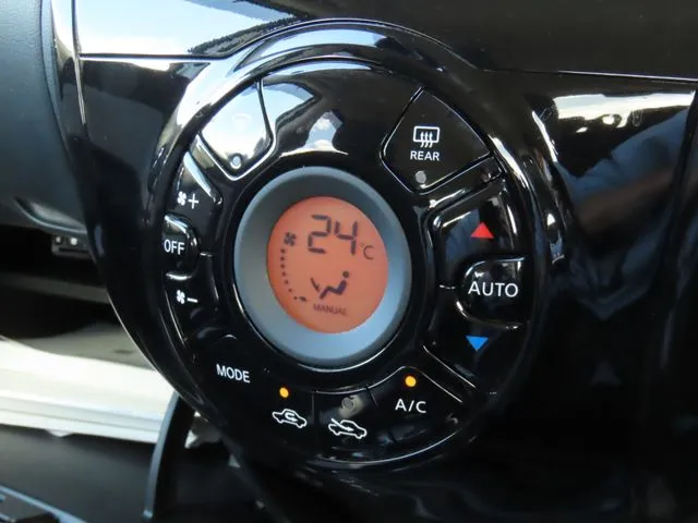 ノート（ニッサン）の車両写真