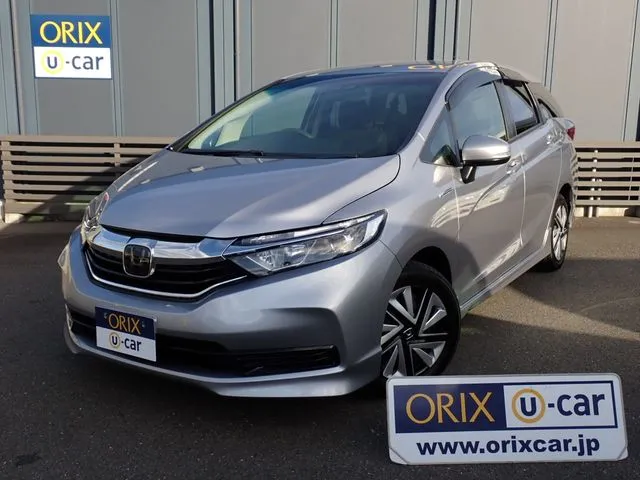 ホンダ　シャトル　ハイブリッド