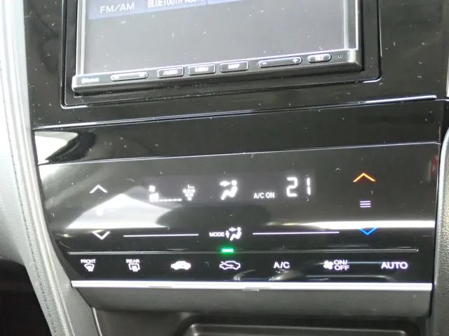 ホンダ　シャトル　ハイブリッド