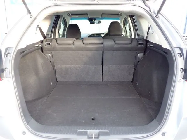 ホンダ　シャトル　ハイブリッド