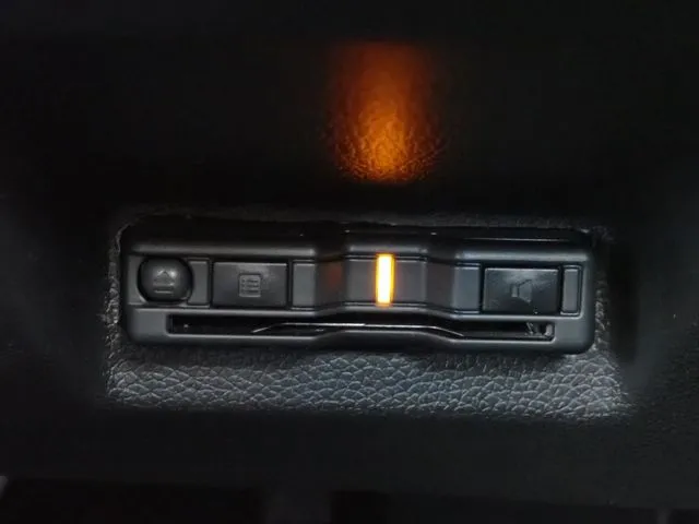 ホンダ　シャトル　ハイブリッド