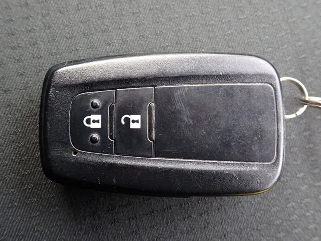 プリウス（トヨタ）の車両写真