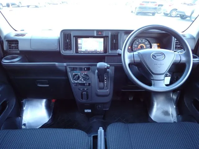 ハイゼットカーゴ（ダイハツ）の車両写真