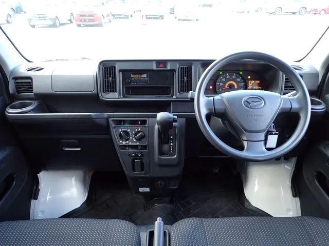 ハイゼットカーゴ（ダイハツ）の車両写真