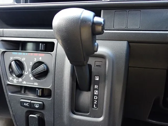 ハイゼットカーゴ（ダイハツ）の車両写真