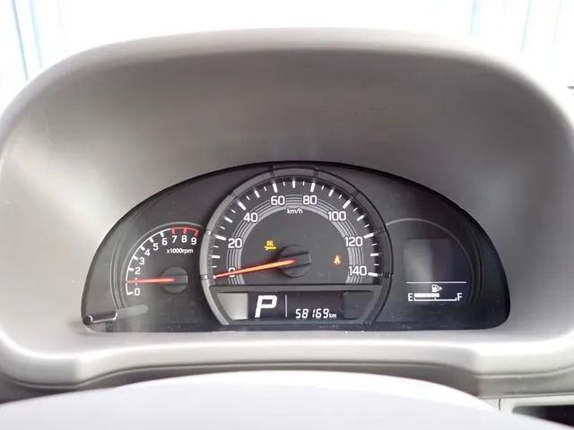 ＮＶ１００クリッパー（ニッサン）の車両写真