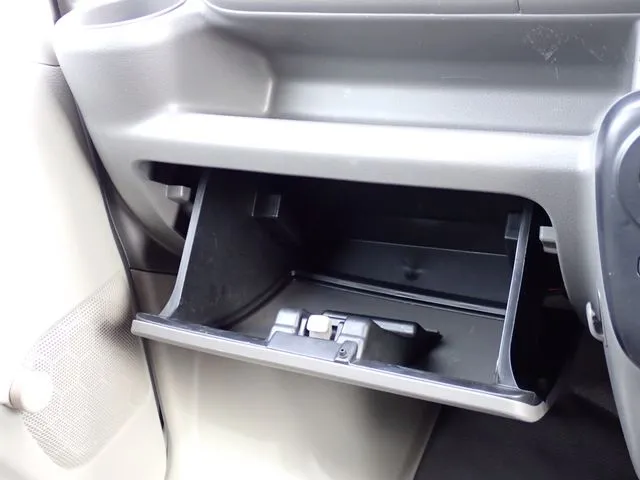 ＮＶ１００クリッパー（ニッサン）の車両写真