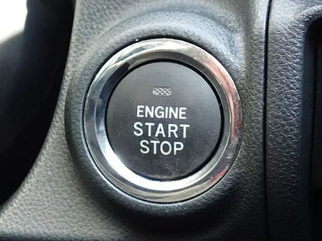 インプレッサスポーツ（スバル）の車両写真