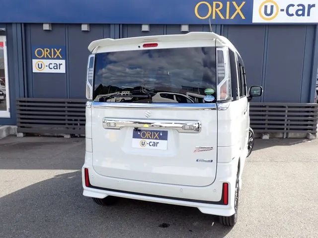 スペーシア　カスタム（スズキ）の車両写真