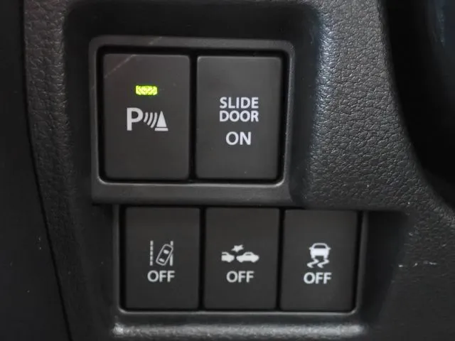 スペーシア　カスタム（スズキ）の車両写真