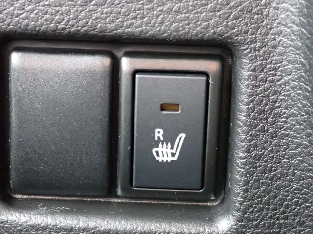 スペーシア　カスタム（スズキ）の車両写真