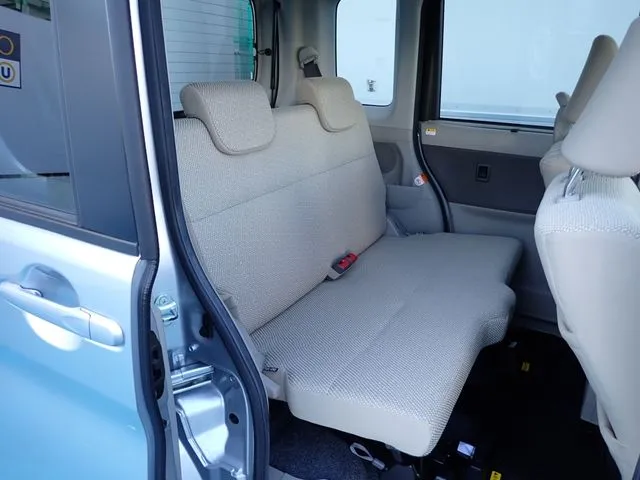 タント（ダイハツ）の車両写真